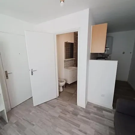 Palais De Justice Apartment